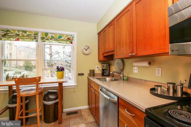 Building Photo - 3009 20th Ct S
