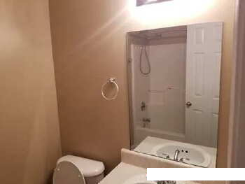 Building Photo - 805 Poplartree Ct