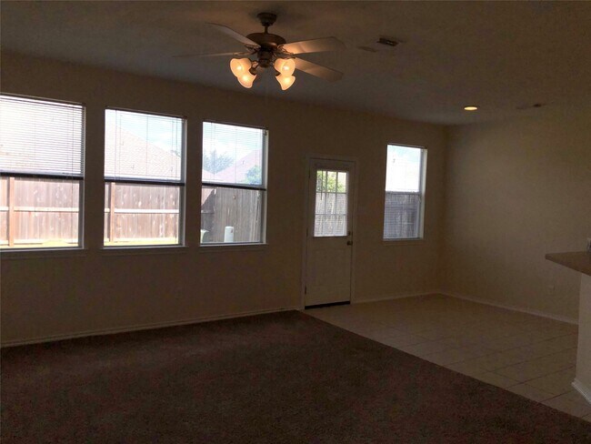 Building Photo - 5639 Stonecloud Ln