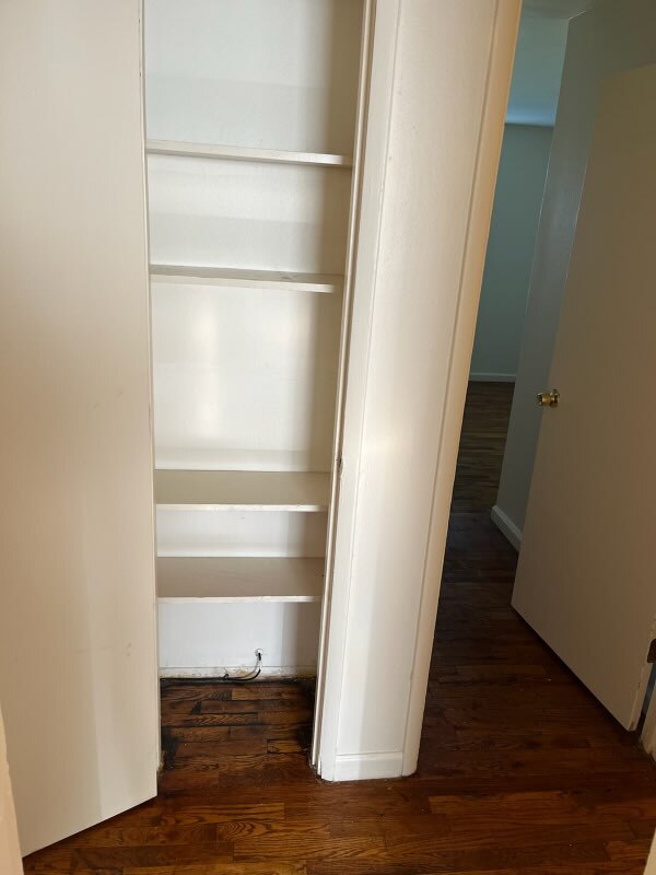Linen Closet - 9969 Sloane Sq