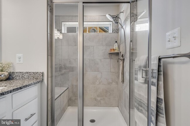 Building Photo - 11411 Tolkien Ave