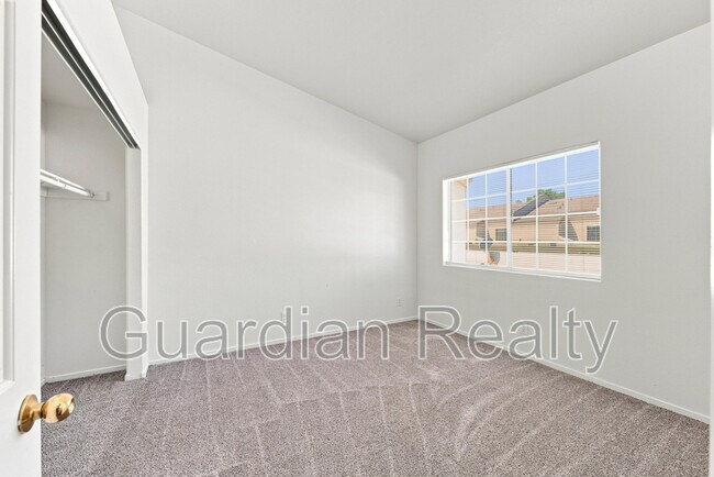 Building Photo - 3676 Renovah St