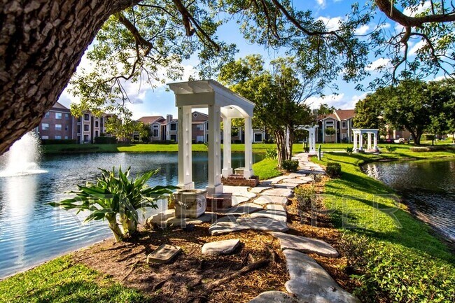 Building Photo - 5501 Rosebriar Way