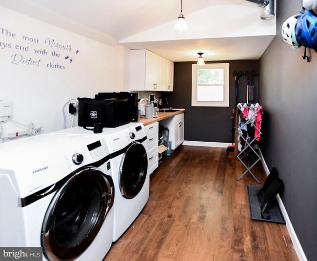 Building Photo - 4105 Yardley Ct