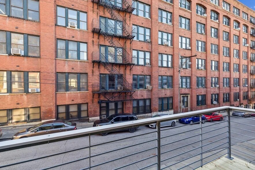 Building Photo - 514 Dandridge St