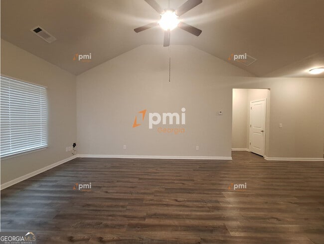 Building Photo - 145 Loudoun Dr