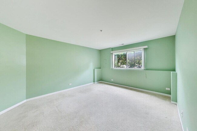 Building Photo - 8339 Concord Dr