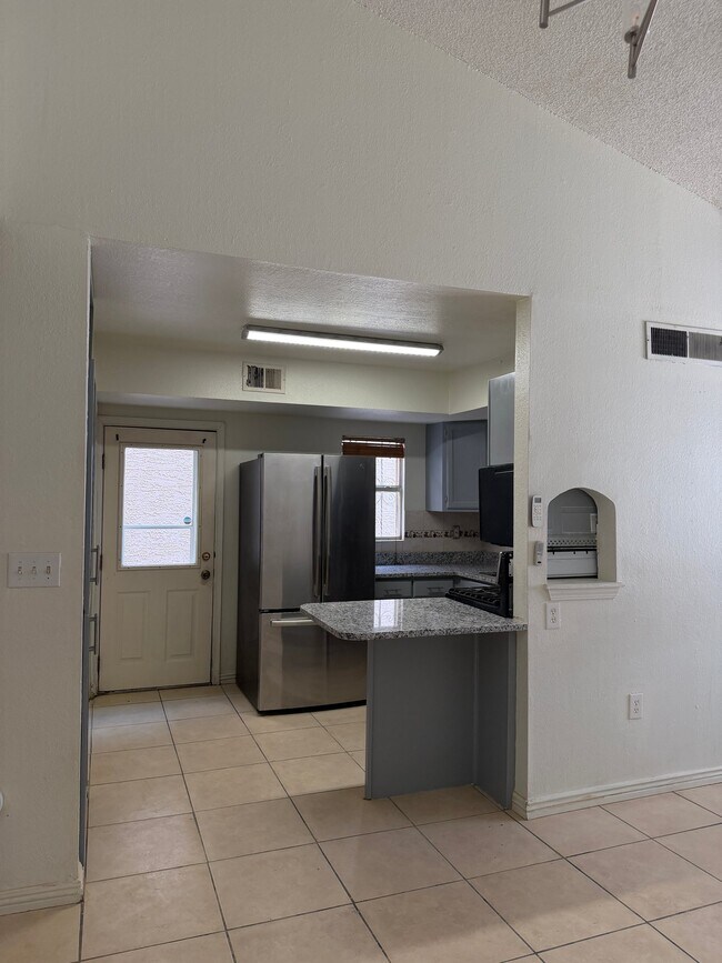 Building Photo - 3593 Waterspring Way