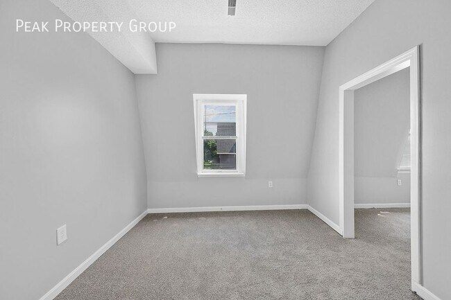 Building Photo - 1516 William Howard Taft Rd