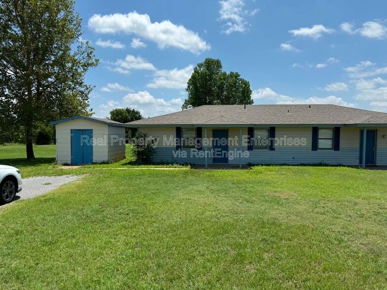 Building Photo - 1803 Sandrock Rd