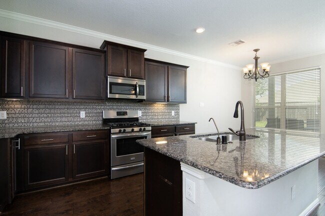 Building Photo - 14607 W Bekapark Ct