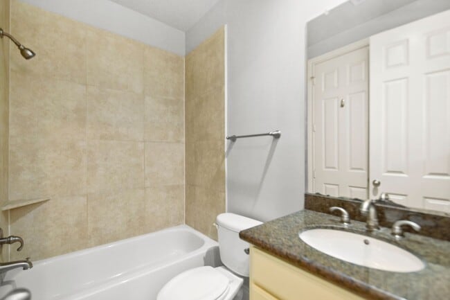 Building Photo - $500 OFF 1st Month's RENT! Gated Serenity ...