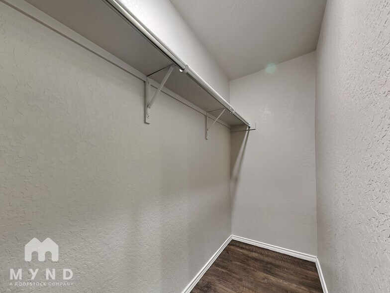 Building Photo - 13011 Lineberry Ln