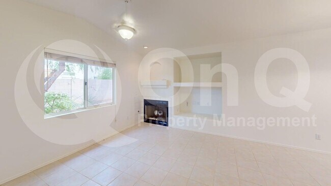 Building Photo - 144 E Mesquite Crest Pl