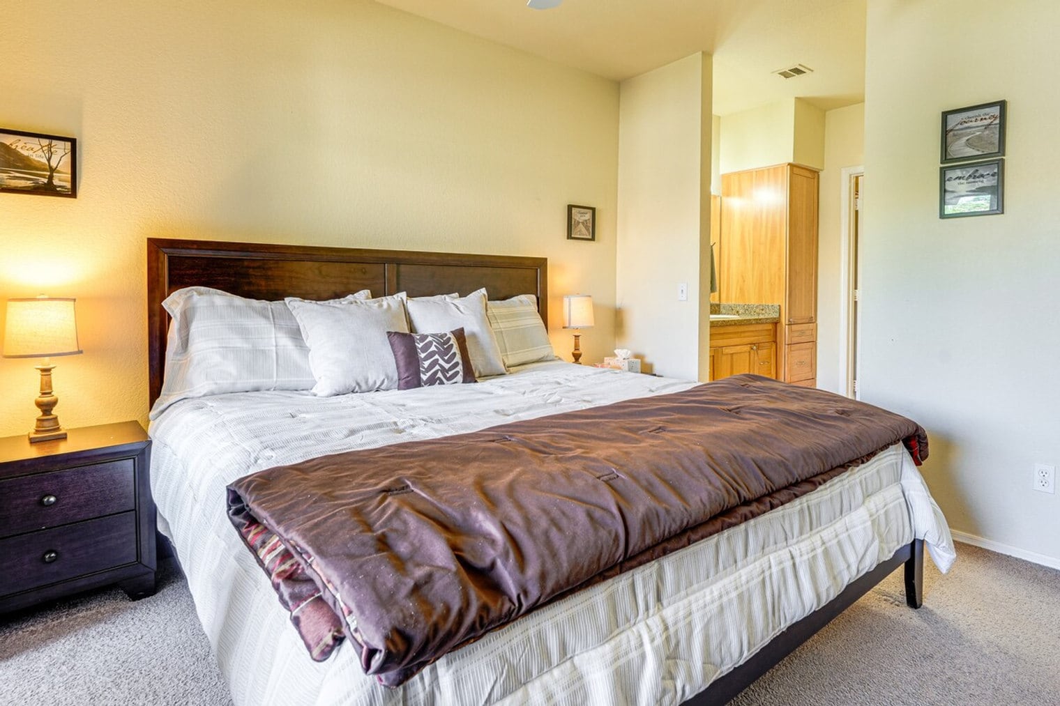 Building Photo - 9450 E Becker Ln