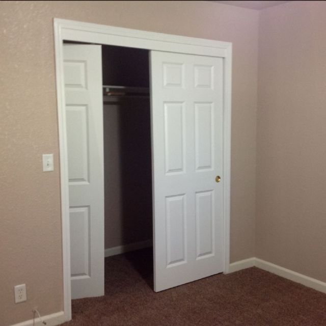 Building Photo - 558 Vermont Ave