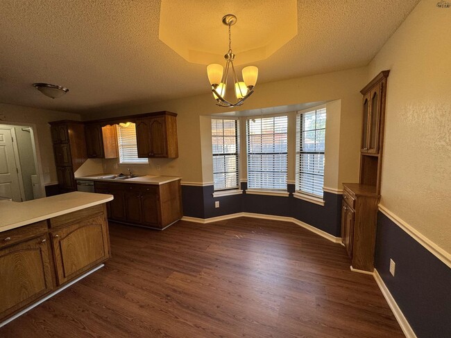 Building Photo - 4848 Matterhorn Dr