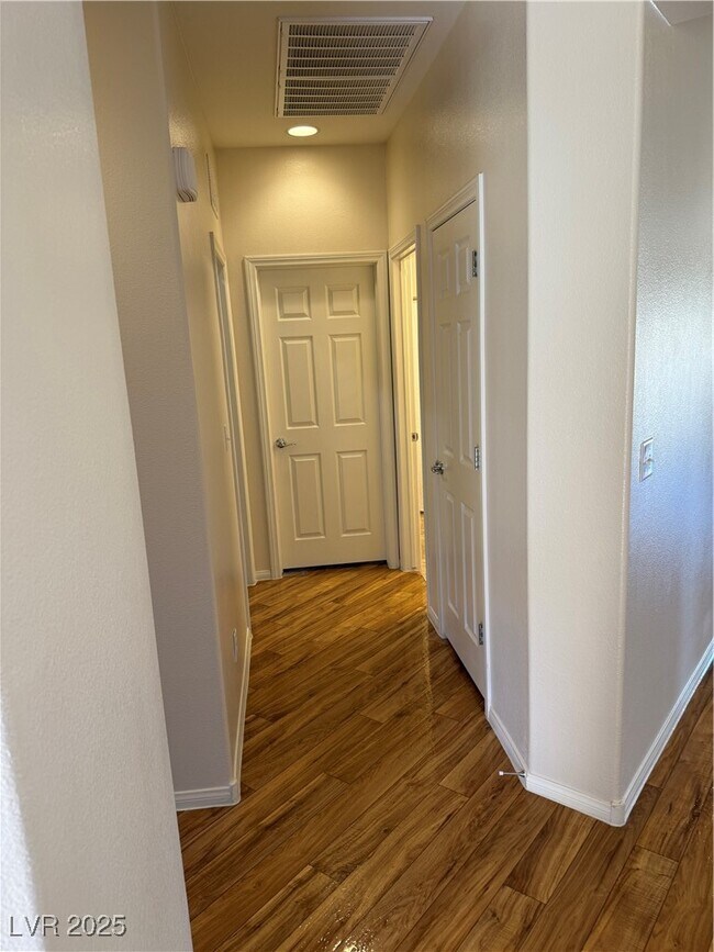 Building Photo - 5011 Monte Penne Way