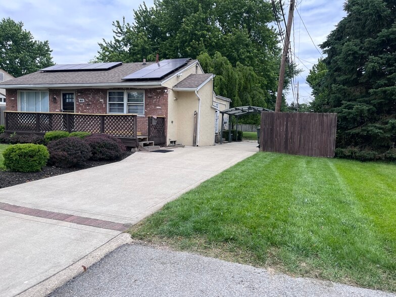 Furnished Single Family Home - 1356 Acton Rd