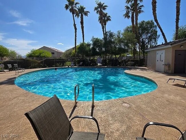 Building Photo - 3212 Regal Swan Pl