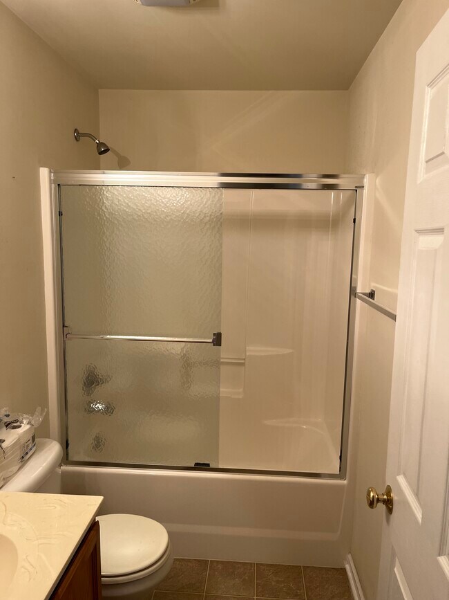 Bathroom 1 - 166 Larck Crest Ln