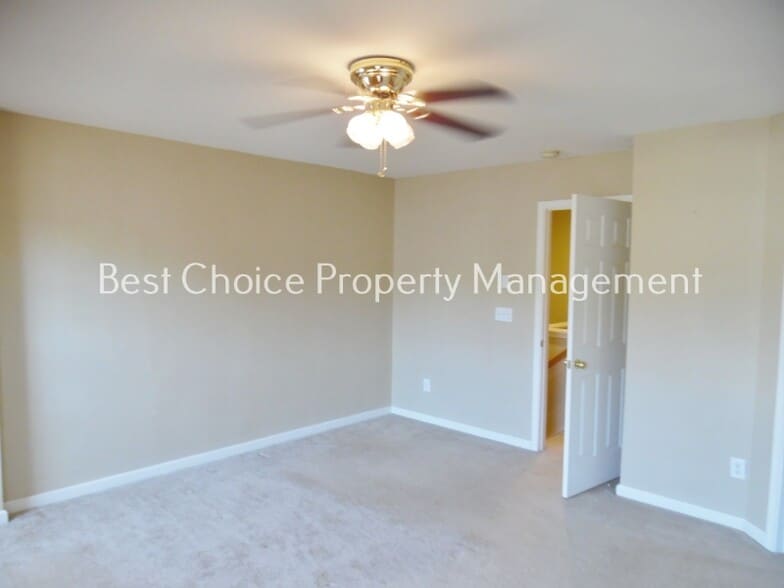 Building Photo - 354 Moonstone Dr