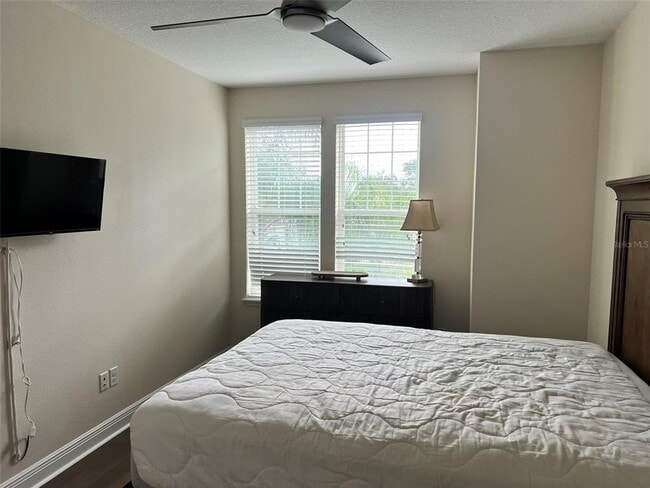 Building Photo - 115 N Arrawana Ave