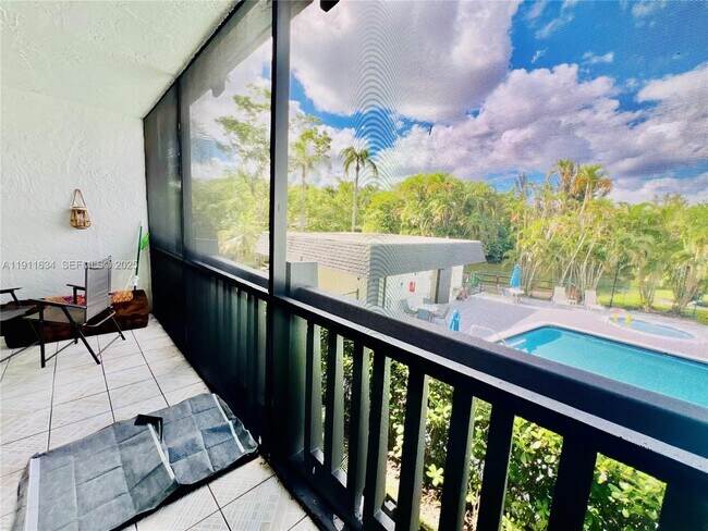 Building Photo - 1021 Mockingbird Ln