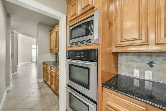 Building Photo - 11311 Dawnheath Dr