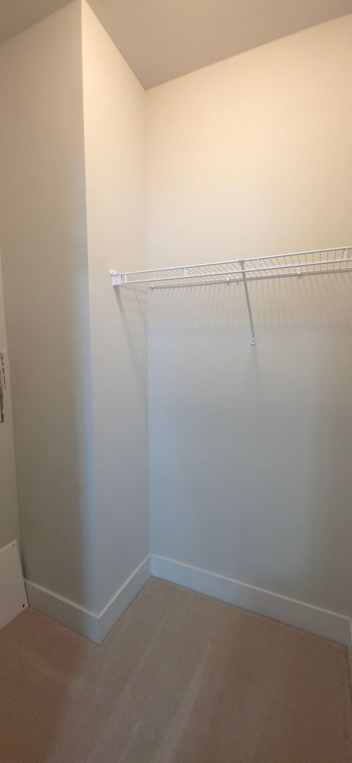 Building Photo - Beautiful Townhome in Doraville - Gated Community!