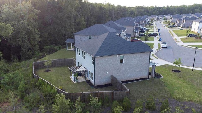 Building Photo - 6960 Newcastle Ct