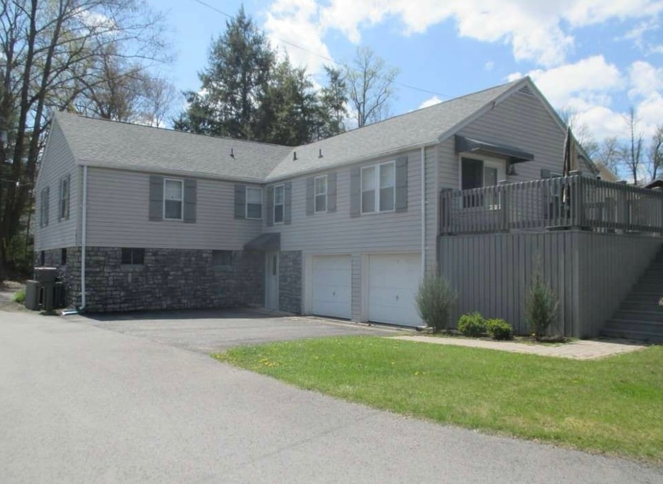 Building Photo - 1633 Otlahurst Dr