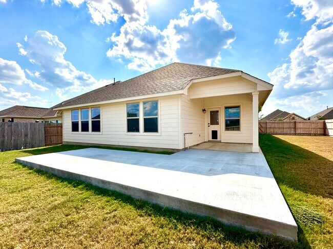 Building Photo - 336 Chaste Tree Dr