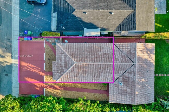 Building Photo - 2931 SW 39th Ave