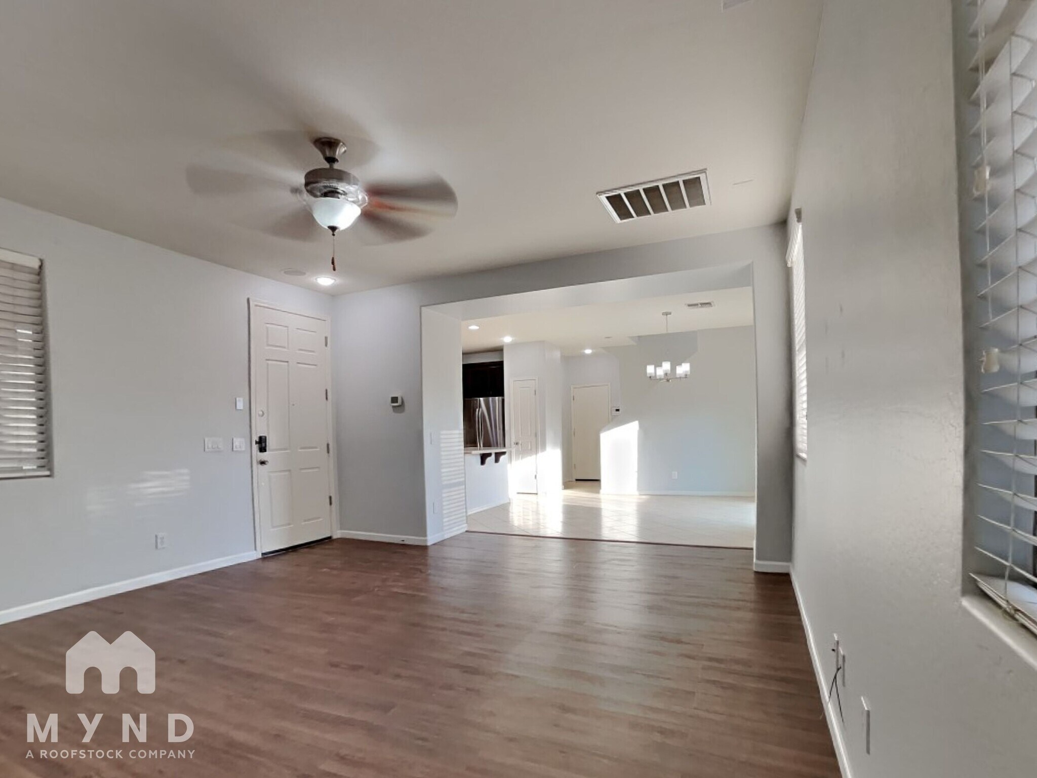 Building Photo - 17855 N 114th Dr