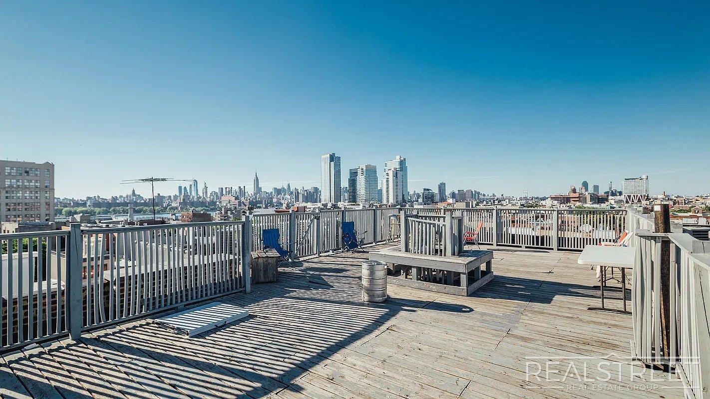 Building Photo - South 2nd Street