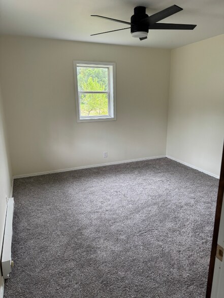 Building Photo - 8596 Legion Ln