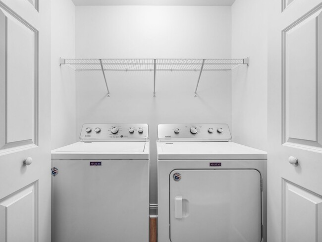 Building Photo - Townhome in Sneads Ferry