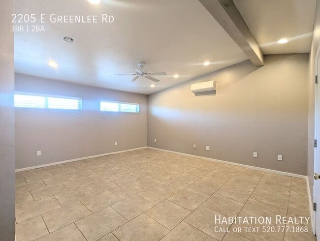 Building Photo - 2205 E Greenlee Rd