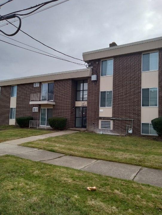 Building Photo - 15212 Maple Park Dr