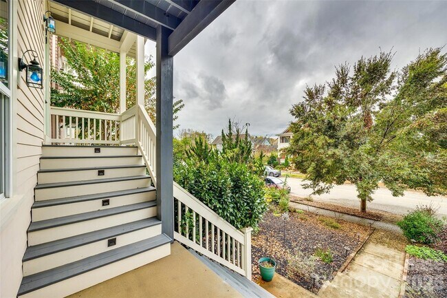 Building Photo - 799 Herrons Ferry Road