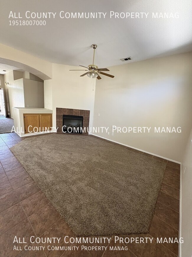 Building Photo - 39862 De Vendome Ct