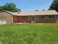 Building Photo - 2538 College Blvd