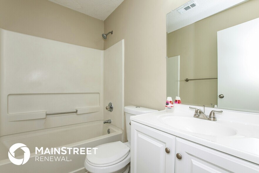 Building Photo - 1433 Eagles Landing Dr