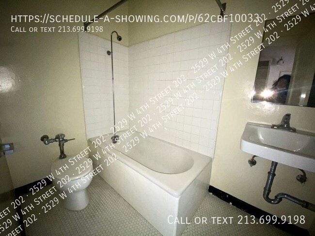Building Photo - 2529 4th St