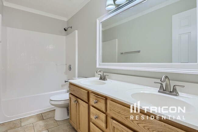 Building Photo - 516 Gables Ct