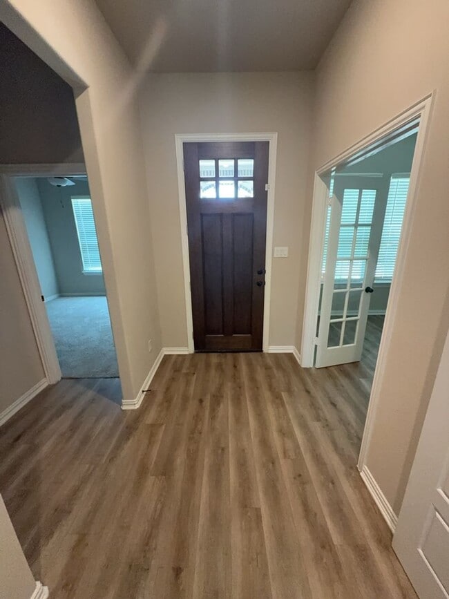 Building Photo - 4BR/3BA | Newly Renovated Single Family Home | 2-Car Garage Parking | Covered Back Patio!