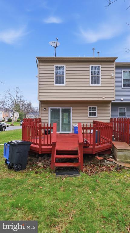 Building Photo - 2628 Deer Ridge Dr