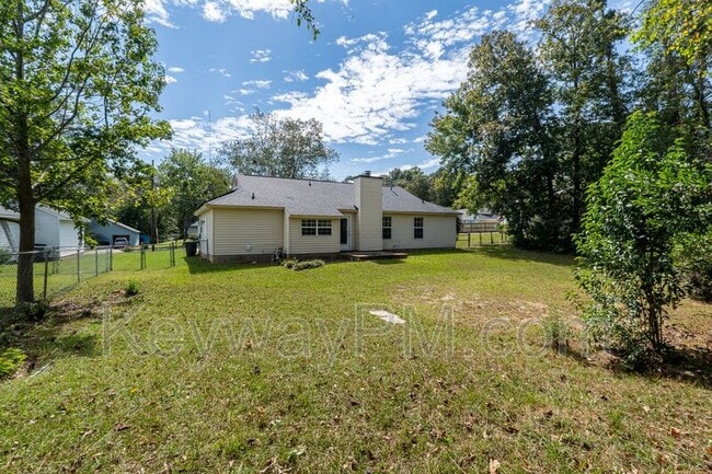 Building Photo - 5 Astor Ct