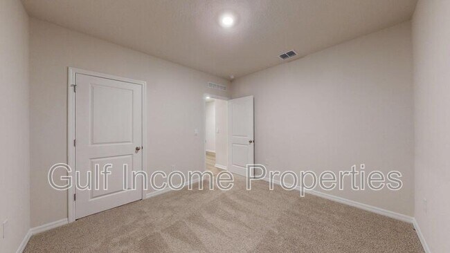 Building Photo - 18309 Canopy Pl